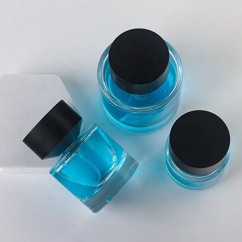 30 / 50 / 100 ml Cylindrical perfume bottle with black cap