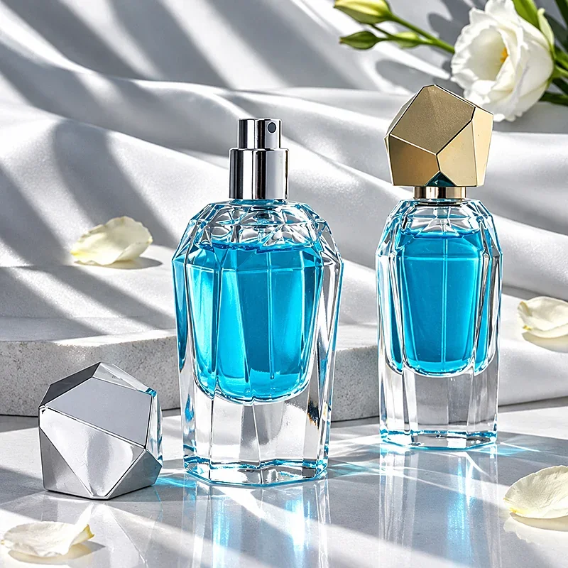 30 ml Faceted perfume bottle with polyhedral cap