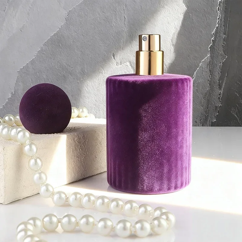 50 / 80 ml Purple textured perfume bottle with ball cap
