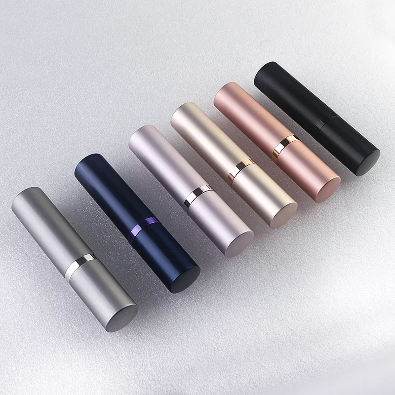 5 ml Compact pocket spray bottle with contrast ring