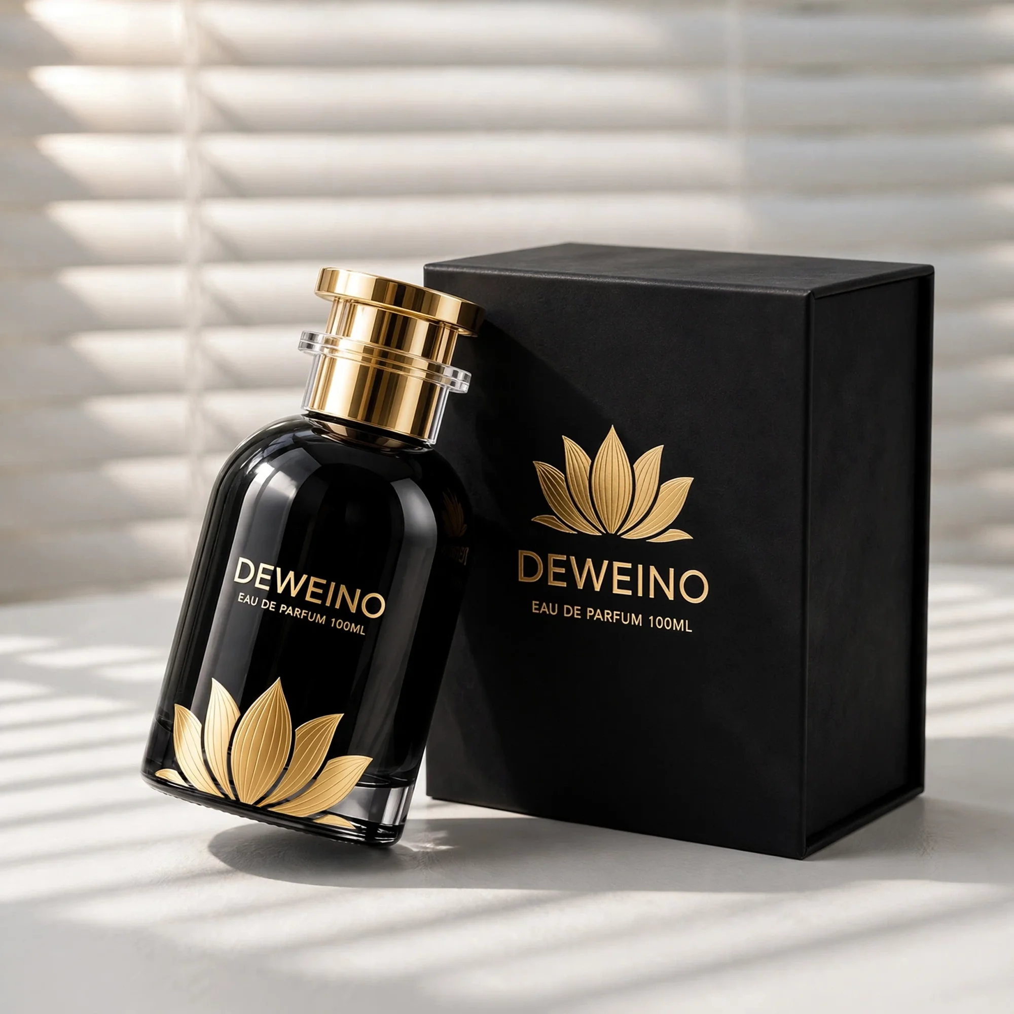 30 / 50 / 100 ml Flacon de parfum rond en verre noir avec bouchon doré