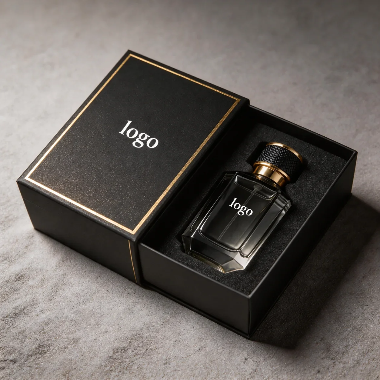 30 / 50 / 100 ml Beveled perfume bottle with textured black cap
