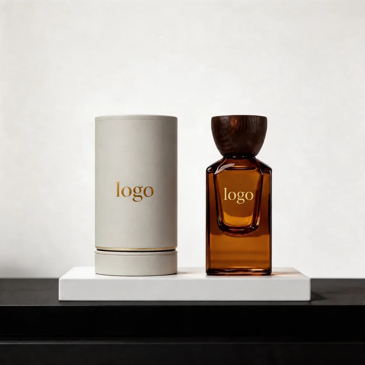 30 / 50 / 100 ml Perfume bottle with wood-look cup cap and tube box