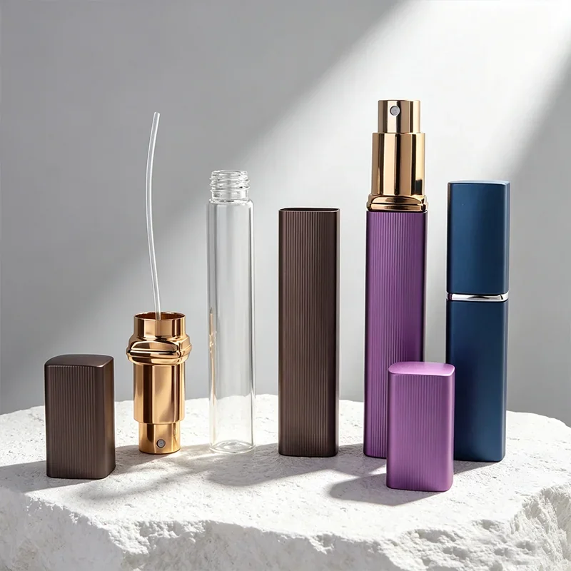5 / 6 / 12 ml Pocket spray bottle with textured rectangular case