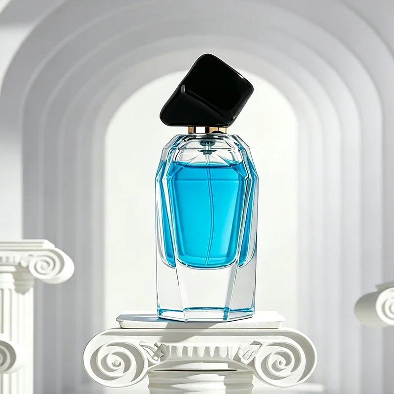 30 ml Faceted perfume bottle with polyhedral cap