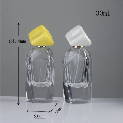 30 ml 切面瓶身配圆角方盖香水瓶