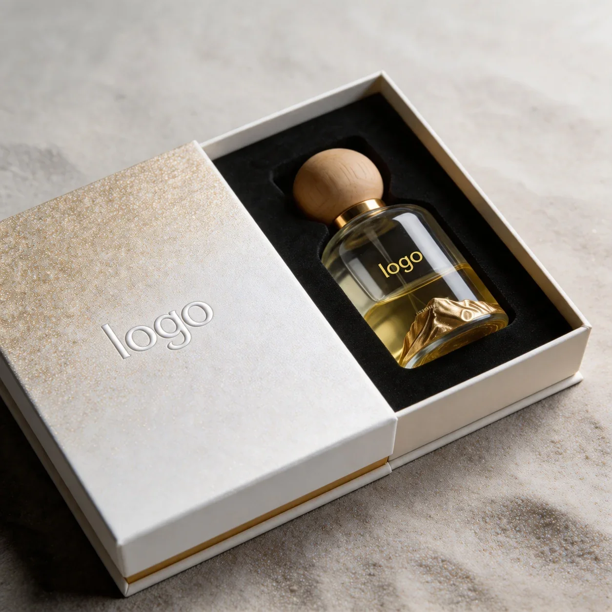 30 / 50 / 100 ml Faceted perfume bottle in presentation box