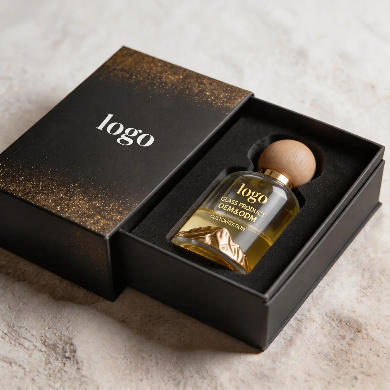 50 / 100 ml Ribbed rectangular perfume bottle with angled cube cap
