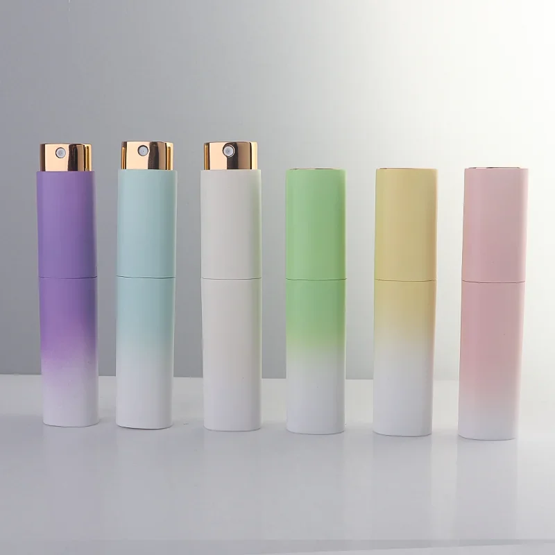 10 ml Pocket spray bottle with gradient-color case