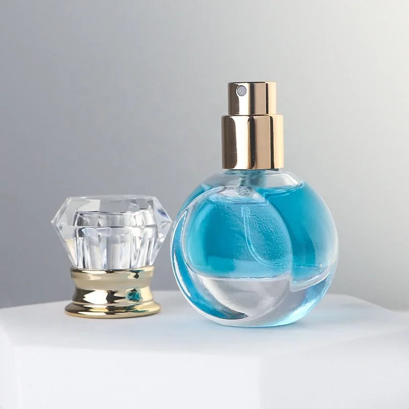 15 ml Spherical perfume bottle with faceted cap