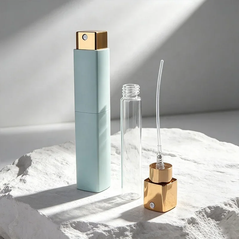 10 ml Rectangular pocket spray bottle with pastel case