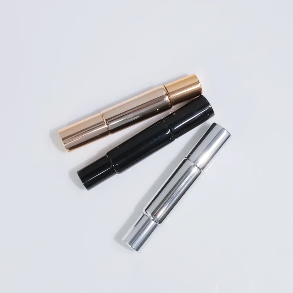 10 ml Pocket rollerball bottle with metallic-look case